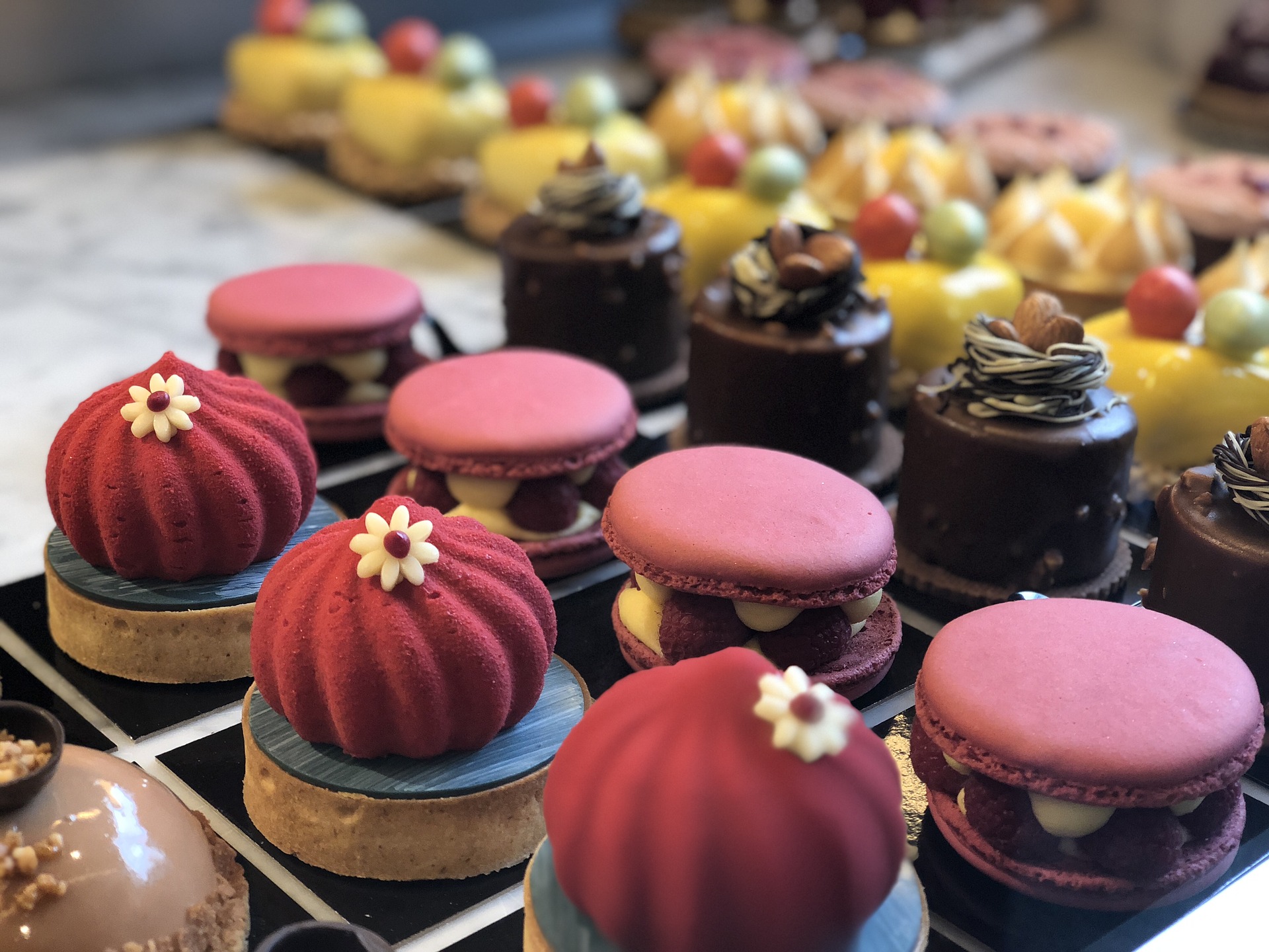 Sechs verführerische Patisserien