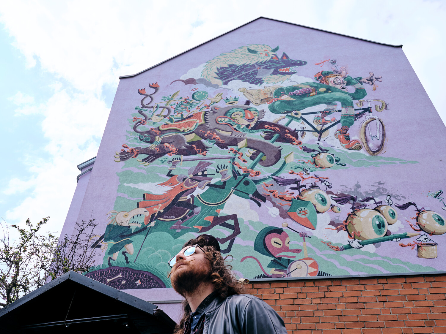 Sechs Urban-Art-Spaziergänge