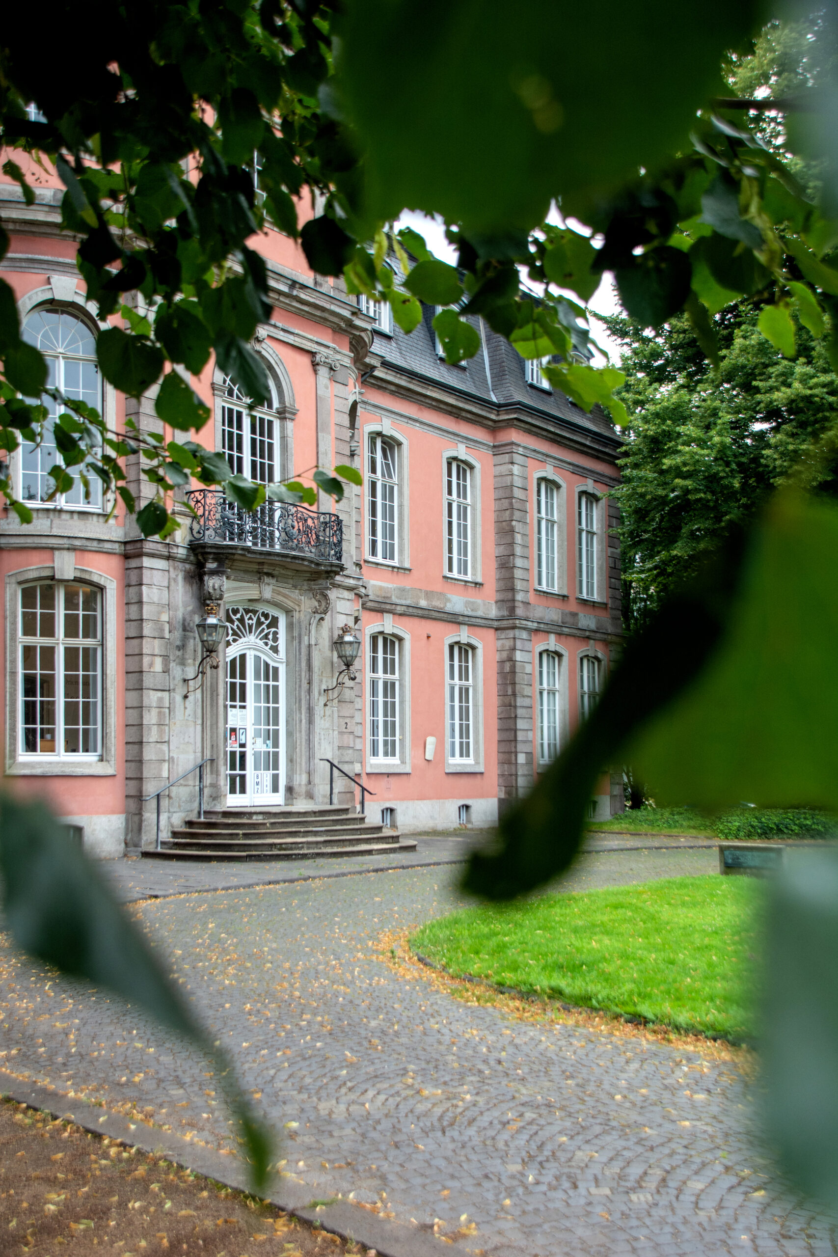 Sechs schöne Schlösser in Düsseldorf