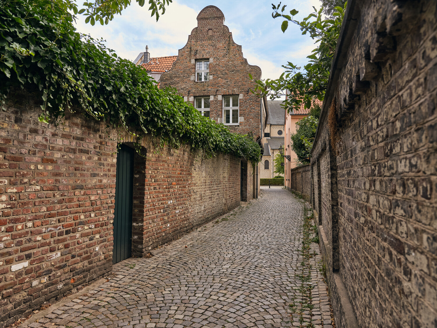 Auf einer Reise durch die Zeit: Sechs Entdeckungen in Kaiserswerth
