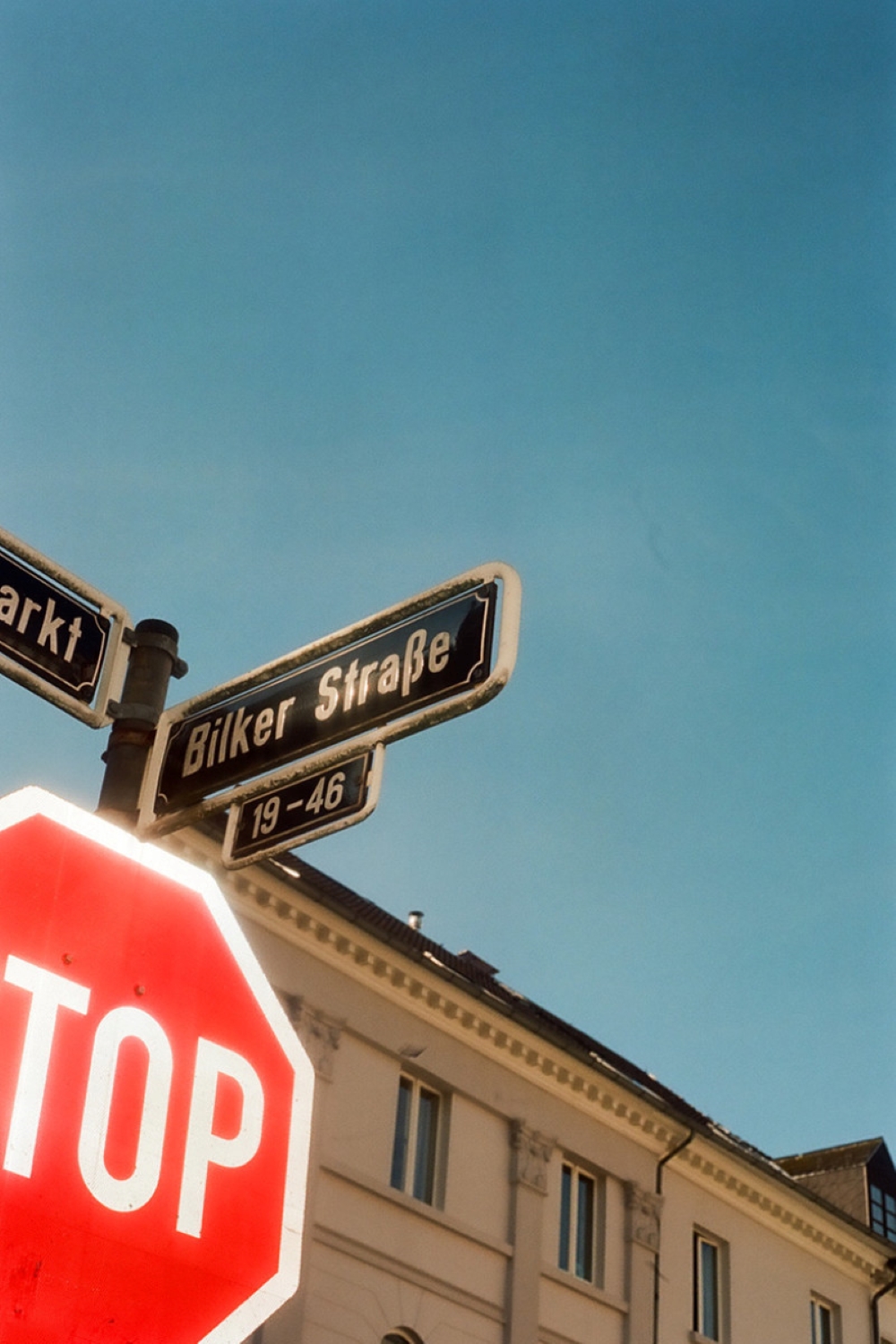 The Dorf The Streets #1 Bilker Straße