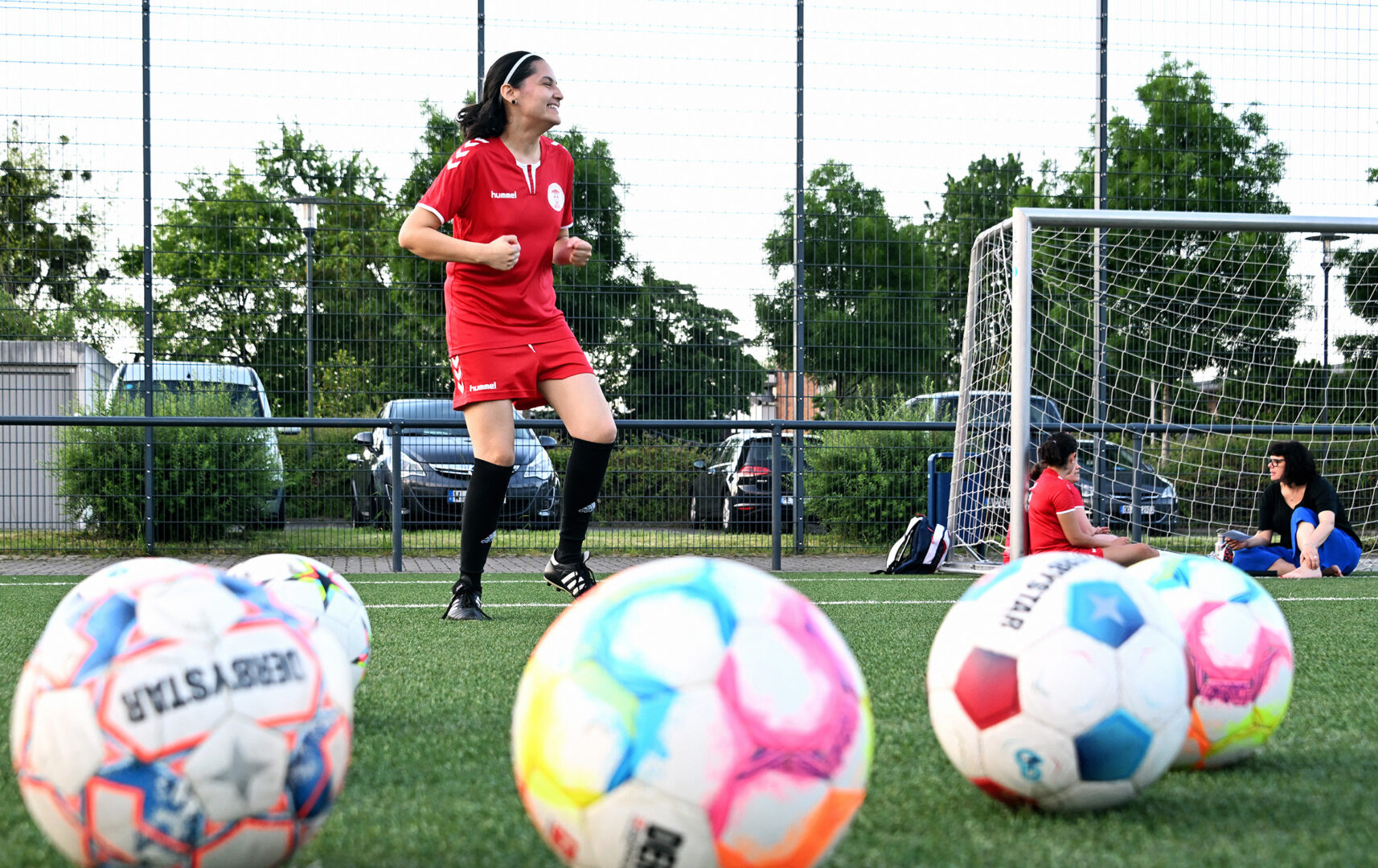 Fußballtraining auf dem Spielfeld.