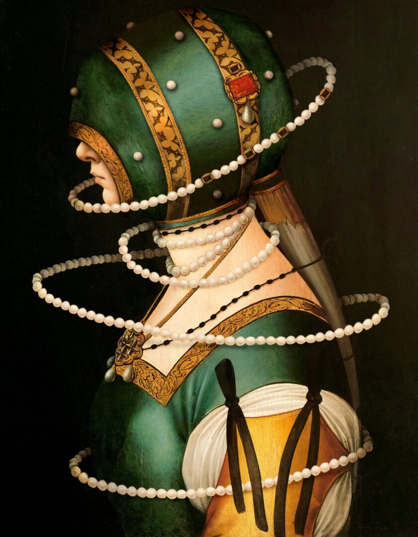 Fotocollage auf Basis des Gemäldes von Frau de Predis, Ihr Gesicht ist weitestgehend verborgen, man sieht sie im Profil, Kopf und Oberkörper werden von einer Perlenkette mit Abstand zum Körper umrankt.