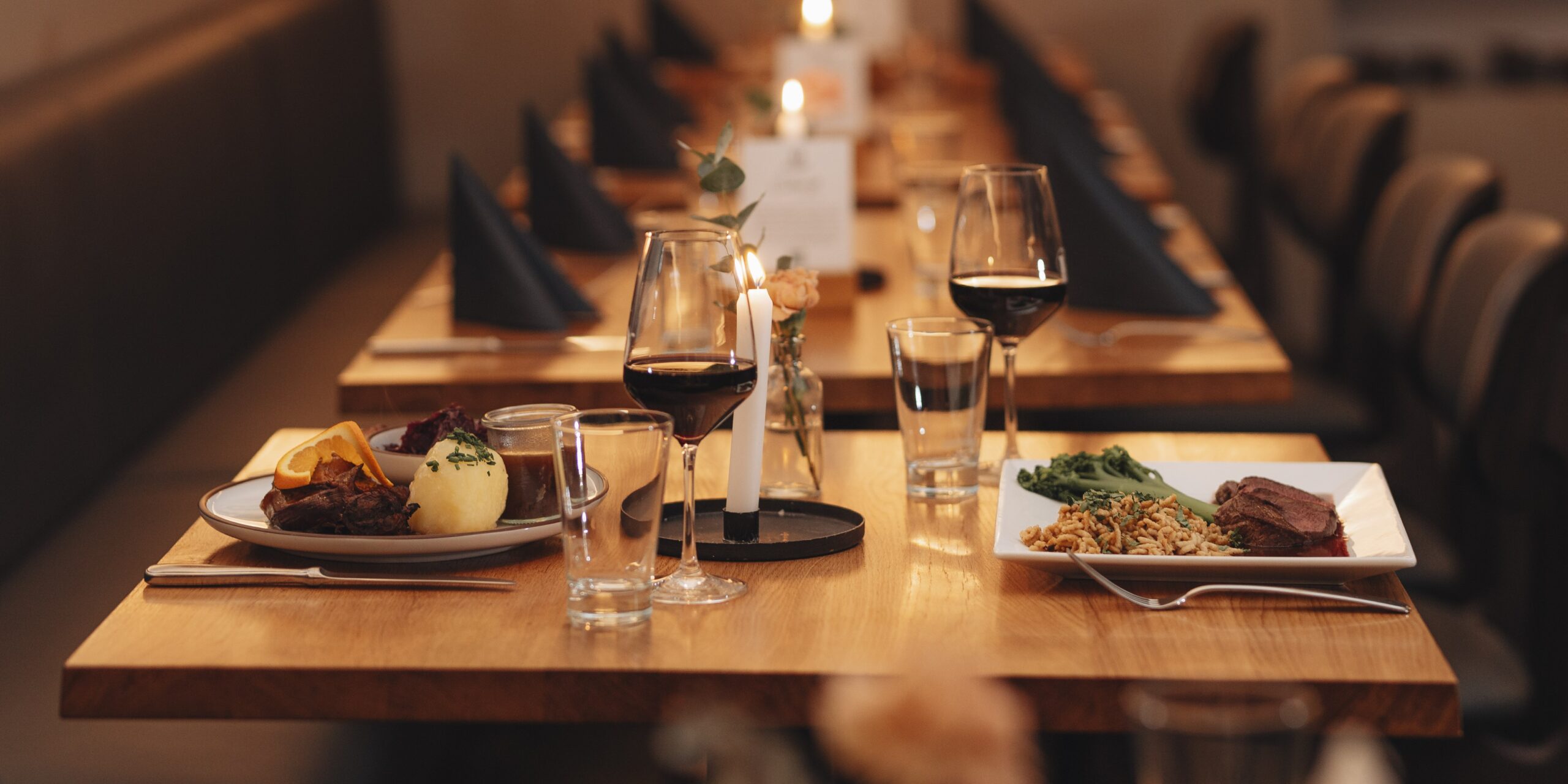 6 Restaurants in Düsseldorf für Weihnachtsbraten & herzhafte Klassiker